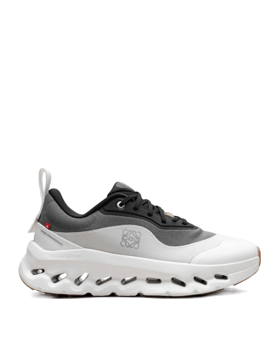 On x Loewe Cloudtilt 2 "Black/White"