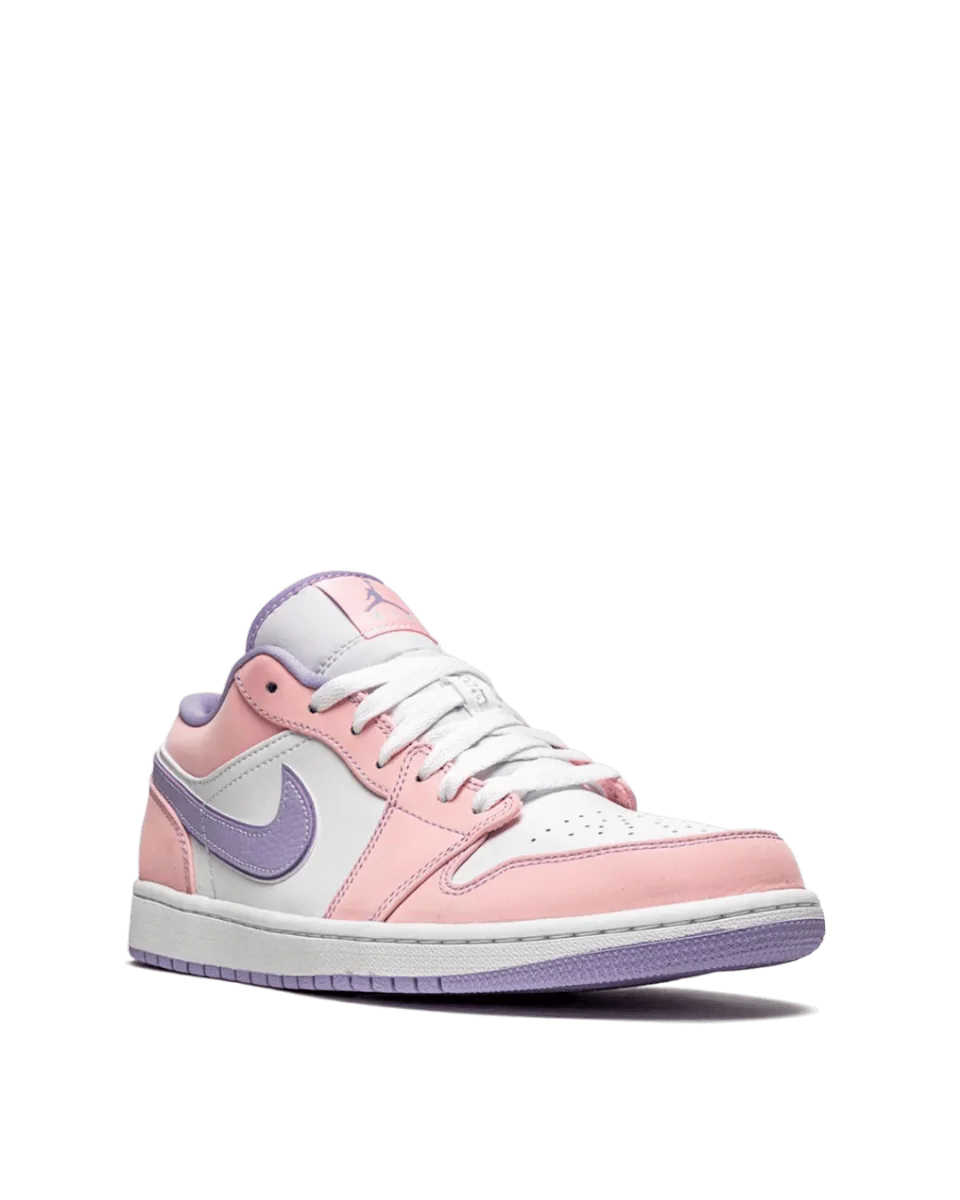Air Jordan 1 Low SE "Arctic Punch" — image 3
