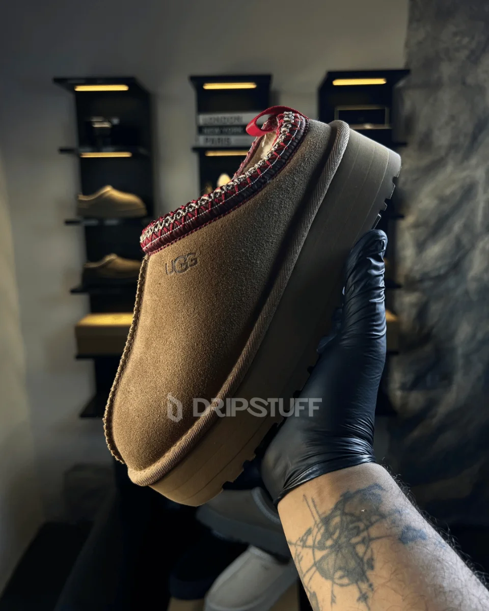  UGG Tazz Platform Slipper "Brown Suede" — image 3